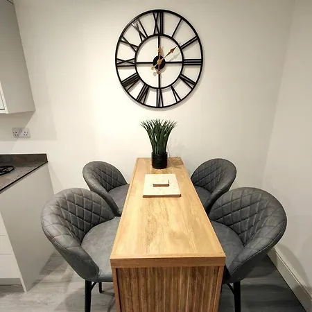 Carvetii - Anne House 5 - Superking Bedroom En-suite * Καρλάιλ
